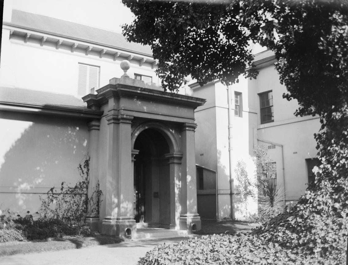 Wardell House entrance